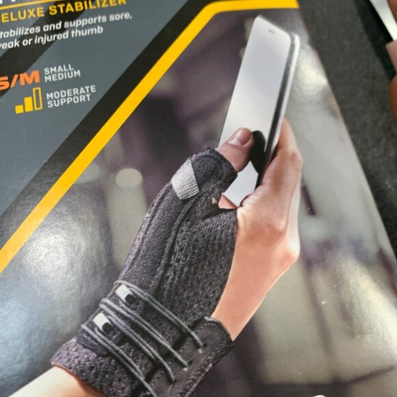 FUTURO Deluxe Thumb Stabilizer, Left or Right Hand, Small/Medium Size, Adjustabl - Picture 2 of 2